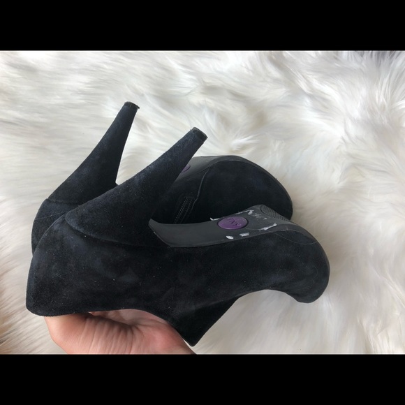 Like new Genuine leather boots ankle booties - Picture 15 of 15